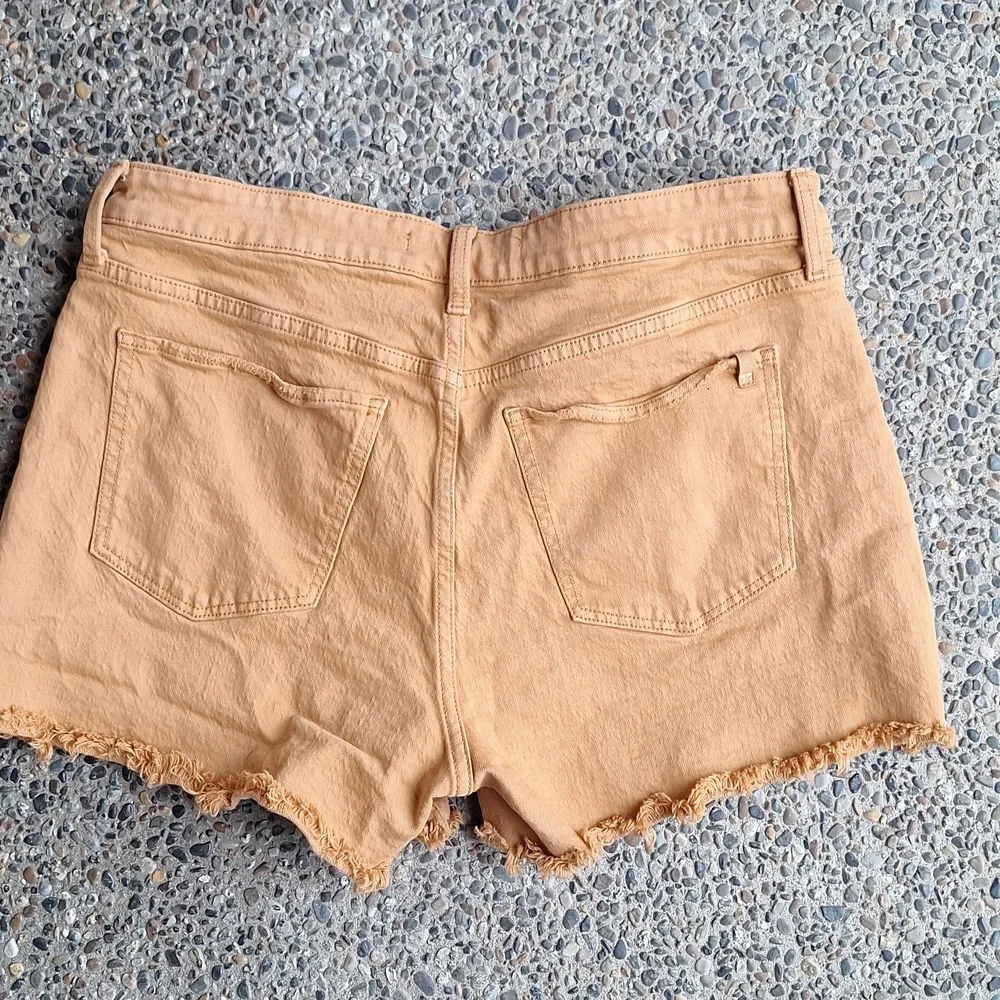 Anthropologie Joe's Jeans The Jessie Relaxed Cut Off Shorts In Almond Size 31 - Picture 7 of 11
